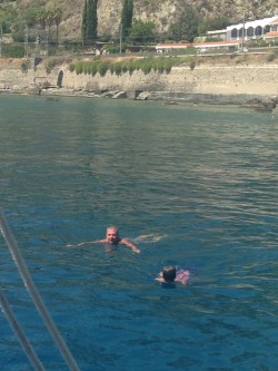 Après-midi baignade devant Taormina